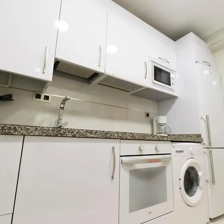Vivienda Completa Junto A Plaza Barrio Vidal
